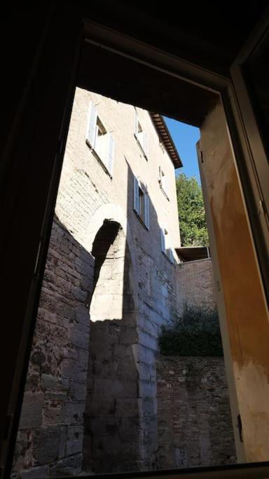 City Center “ Arco Dei Gigli “ بيرودجا المظهر الخارجي الصورة